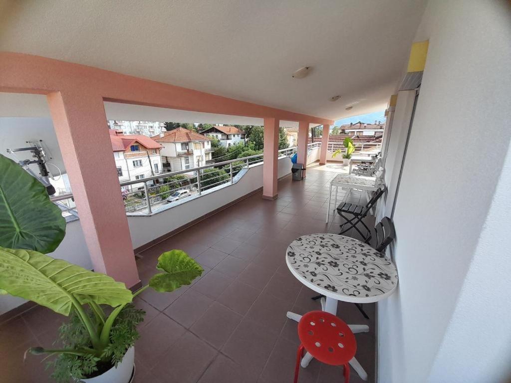 Vila Bolonja Struga Buitenkant foto