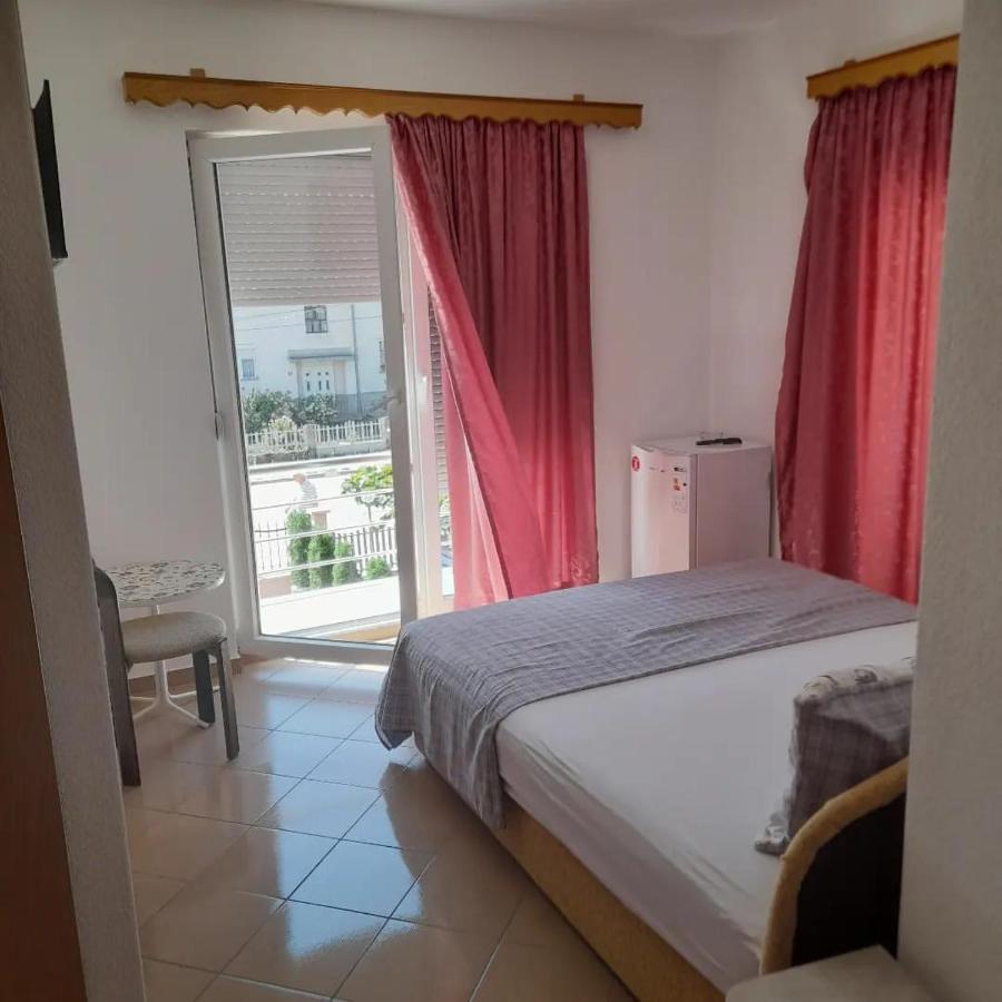 Vila Bolonja Struga Buitenkant foto