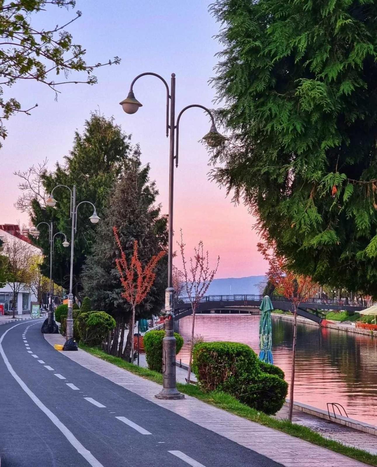 Vila Bolonja Struga Buitenkant foto